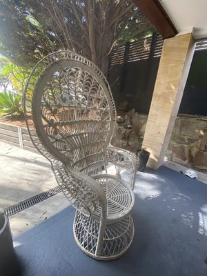 $250 • Buy Vintage Rare Peacock Chair Cane White