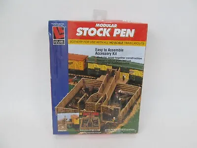 Life Like HO 1379 Cattle Cows + Modular Stock Pen New/Sealed • $14.99