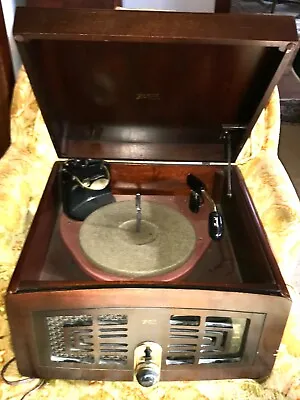 Vintage 1949 Vintage Zenith 5R086 Tube Radio Record Player Turntable Works • $425