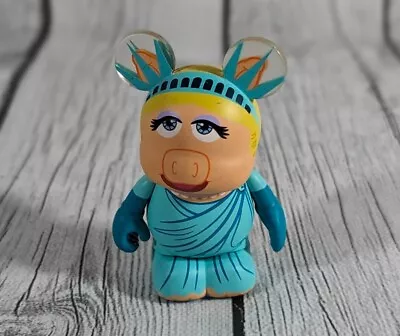 DISNEY Park Vinylmation 3  Set 3 Muppets Miss Piggy Statue Of Liberty  • $8.95