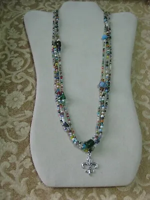#G48 New Orleans Mardi Gras Glass Carnival Beads W/ A Silver Fleur De Lis Charm • $13.50