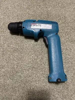 Makita Cordless Driver Drill 6095D • $17