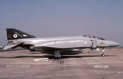 Military Aircraft Slide - Phantom F-4j(uk) Raf Ze358 H - 1986 • $1.12