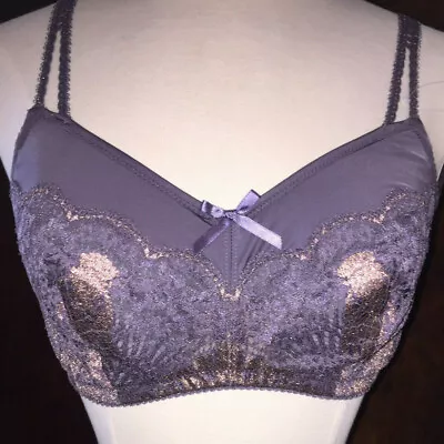 NWT-Amoena #44567  Florence  Wire Lace & Lycra Pocketed Post Mastectomy Bra  • $15.99