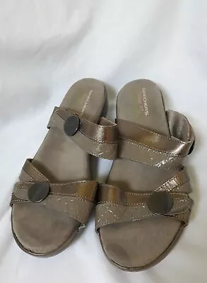 Skechers Relaxed Fit Memory Foam Silver Gray Sandals Women 7 Slip On  • $5.95