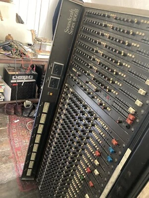 £450 • Buy Soundcraft 800b