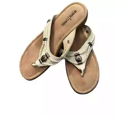 Minnetonka White Silver Leather Thong Sandals Size 9W • $23