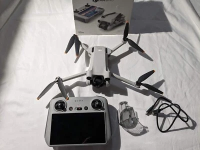 $610 • Buy DJI Mini 3 Pro With Remote Built-in Screen DJI-RC 