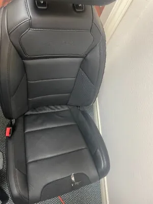 2021-2023 Ford F150 Front Seats BLACK (Damaged) • $65