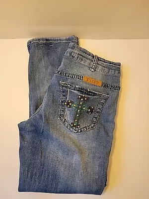 Cowgirl Tuff Western Victory Capri Embellished Turquoise Bronze Crosses Size 27 • $14
