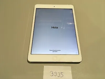 Apple Ipad Mini 2 A1490 Unlocked 16gb Silver & White 3335 • $25