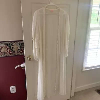 Vintage Flora Nikrooz Ivory Robe Size Medium Sheer Elegance • $22