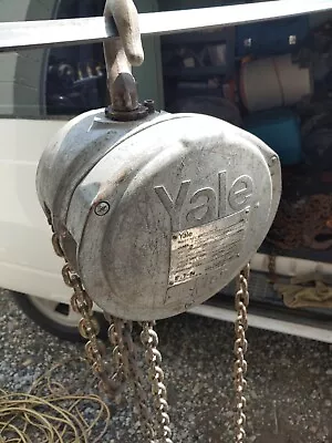 Yale 1 Ton Chain Fall Hoist  Cast Aluminum King Hoist • $199