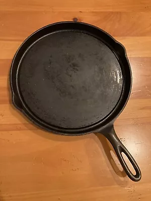 Wagner Ware Cast Iron 11 Inch Diameter Fat Free Fryer 1102C • $60