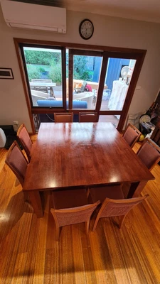 $550 • Buy Dining Tables And Chairs