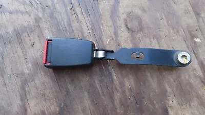 Volvo 850  Seat Belt Receiver 9136185 Right Front Seat Passenger Side • $10