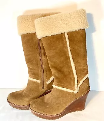 Uggs Vintage Suede And Sheep Shearling Women's Platform Zip Boots Large 7 1/2 • $50