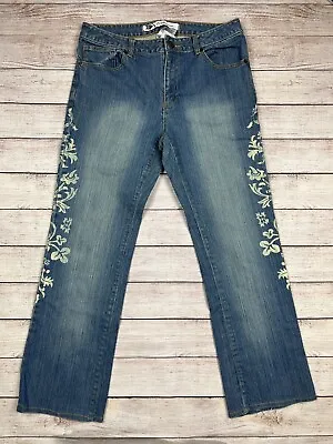 $21.99 • Buy The Disney Store Light Washed  Tinkerbell  Embellished Blue Jeans Women's Sz 10