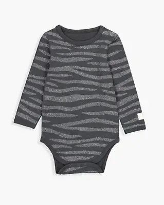 NEW COUNTRY ROAD ORGANIC Baby Girl Zebra Long Sleeve Bodysuit - Size 0-3m / 3-6m • $22.50