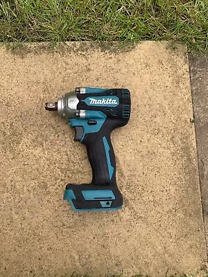 MAKITA DTW300 18V BRUSHLESS CORDLESS IMPACT WRENCH - Body Only • £115