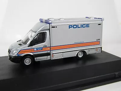 Oxford Commercials 76MA003 Mercedes Explosive Ord Dis Met Police 1:76  • £15.95