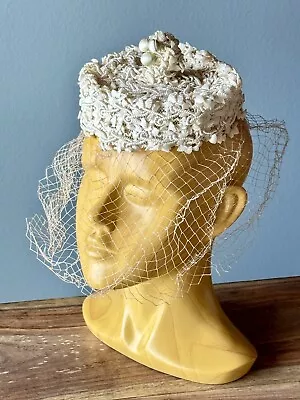 RARE Vtg 1950s Evelyn Varon White WEDDING Fascinator Hat Chinese Dynasty Royal • $49.99