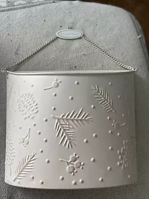 Hallmark HMK Tin Metal Christmas Table Wall Basket Vase Card Holder 7 1/2  Tall • $9.99