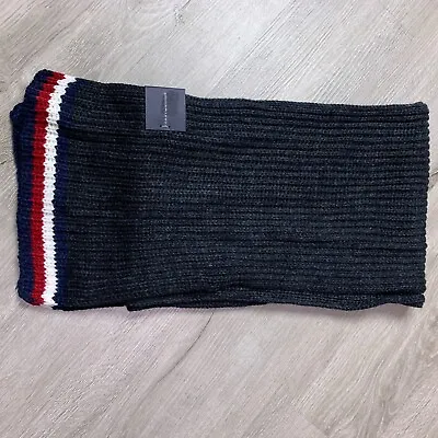 Tommy Hilfiger Flag Edge Scarf Thick Knit Winter Warm Grey Black Mens • $9.34