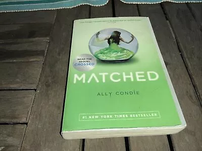 Matched By Ally Condie (2011 Paperback) • $5