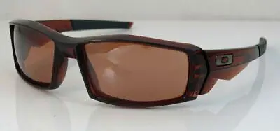 $179.99 • Buy Oakley Vintage Mens Sunglasses Canteen Rust Frame Vr28 Black Iridium Lenses New
