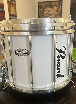 Pearl Championship Maple FFX Marching Snare Drum - 14 X 12 Inch - Pure White • $625