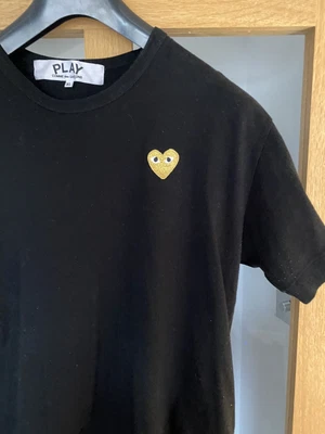 £40 • Buy Commes Des Garcon Play T Shirt Black XL