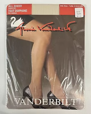 NIP VTG Gloria Vanderbilt Womens Ivory ALL SHEER Sandalfoot Panty Hose 100-150Lb • $5.99