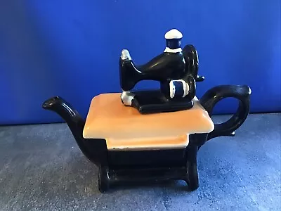 Vintage Mini Ceramic Black Sewing Machine And Base Tea Pot. 6 X4.5 . Lot #T1177 • $14.95