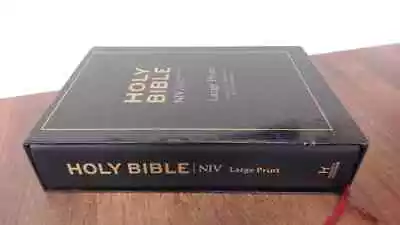 			NIV Large Print Single-Column Deluxe Reference Bible: Leather (Ne		 • £12.49