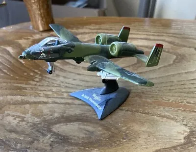 Maisto Tail Winds A-10 Thunderbolt II With Stand • $10