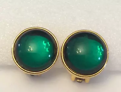 Vintage Signed Robert Rose Emerald Green Glass Clip On Earrings • $5.50