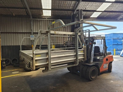 $750 • Buy Toyota Hiace Alloy Ute Tray TGN121