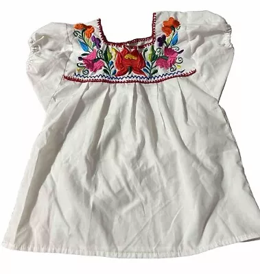 Mexican Peasant Girl Blouse Flower Embroidered White Top Traditional Tunic Small • $18.77