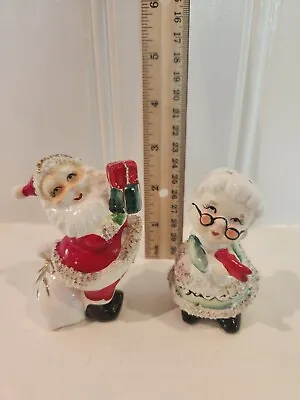$25 • Buy Vintage Ceramic Santa And Mrs Claus Salt And Pepper Shakers Christmas