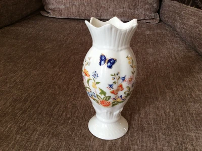 £3.50 • Buy Aynsley Cottage Garden Vase