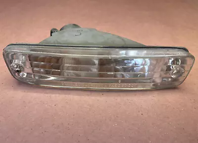 90 Acura Integra Front Right Side Bumper Turn Signal Light Assembly OEM 90-93 • $28.99