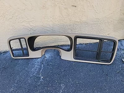 SHALE☆OeM☆ 03-06 Tahoe Yukon Suburban Silverado Dash Cluster Radio Trim Bezel • $98.01