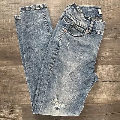 Cabi Jeans Womens Size 6 Cinch Skinny Denim Distressed 28x30 Style 4153 • $24