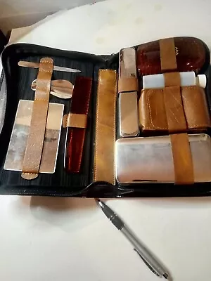 Vintage Travel Bag Grooming Kit In Leather Case  -Nice! • $25
