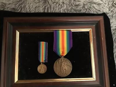 WW1 VICTORY MEDAL And MINIATURE MEDAL • $36.99