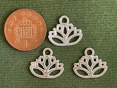 10 Lotus Flower Charms - Bright Silver - Buddhist Symbol Garden  • £2.95