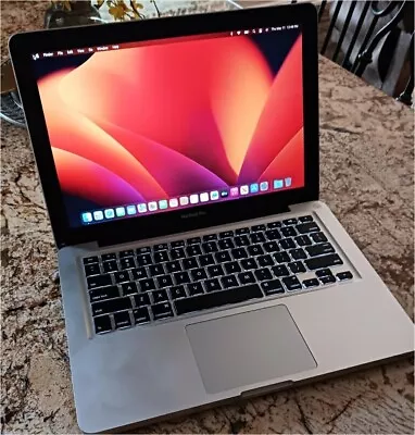 Apple MacBook Air 13  Intel Core I7 1.8G 256GB Professional Update - Good Buy! • $345