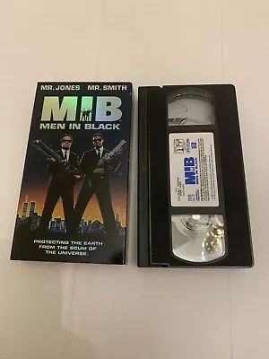 1997 MIB Men In Black VHS Tape Tommy Lee Jones • $5