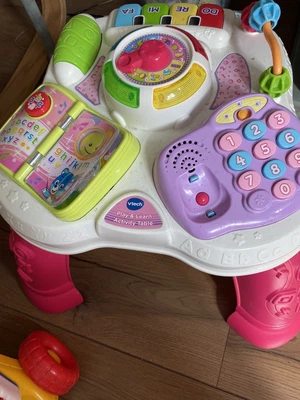 £8 • Buy Vtech Activity Table